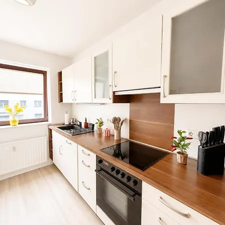 Lejlighed Grosses Mit Balkon In Zentraler Lage Springe