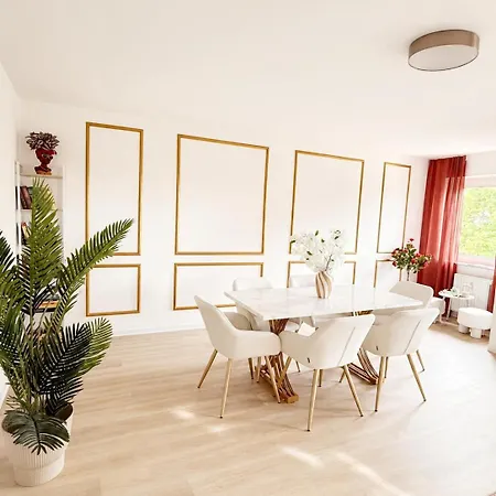 Grosses Mit Balkon In Zentraler Lage *